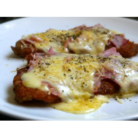 Milanesa de pollo napolitana