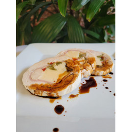 Pollo relleno arrollado